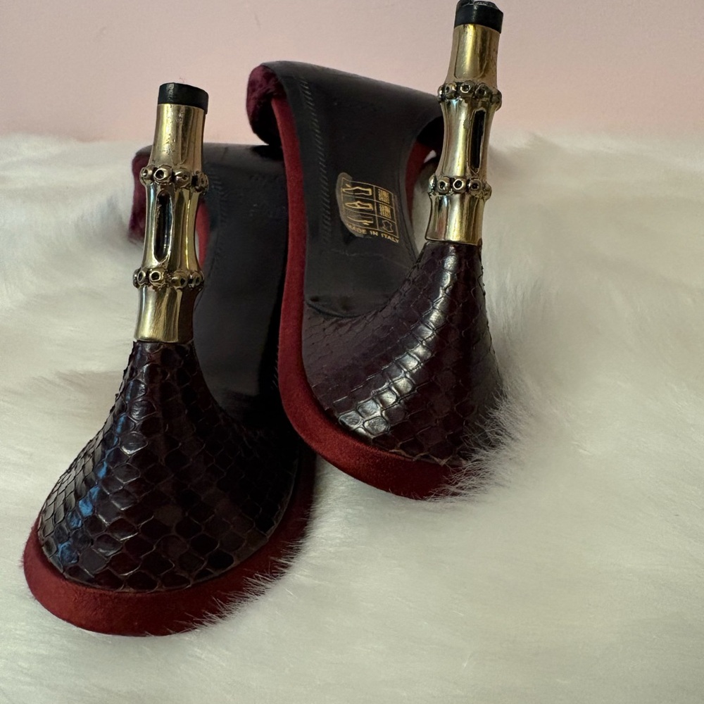 Gucci Burgundy Velvet Mules - Picture 10 of 15